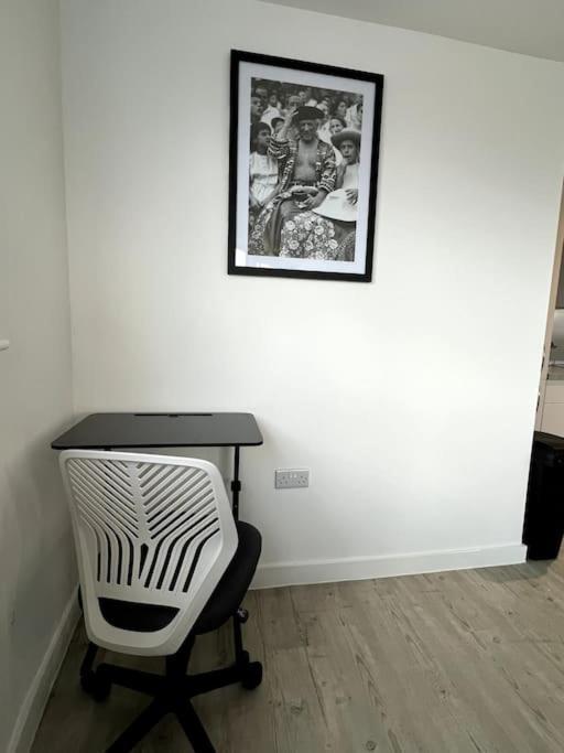Luxurious City View Apartment In Salford Manchester Extérieur photo